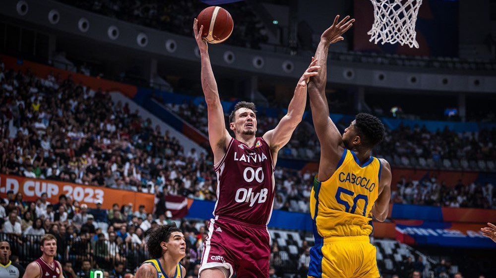 Brasil perdeu para a Letônia e dependia de vitória da Espanha sobre o Canadá para se classificar aos Jogos Olímpicos