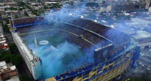 La Bombonera recebe clássico entre Boca Juniors e Rivel Plate pelo Campeonato Argentino
