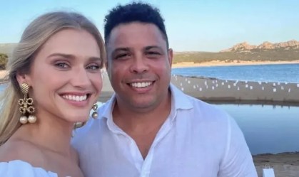 Ronaldo e Celina Locks se casam em Ibiza; troca de alianças acontece em outra cerimônia