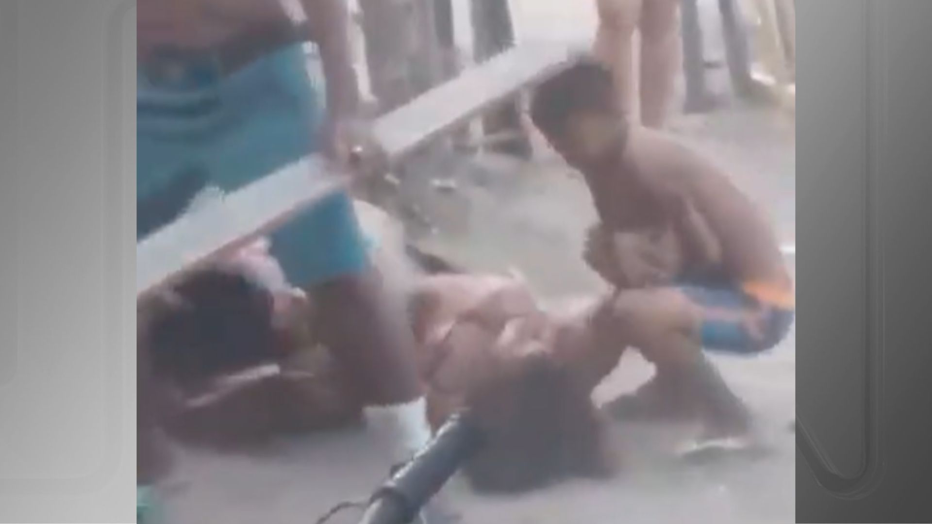 Criança segura mulher que esfaqueou três pessoas em festa de família no Ceará