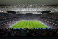 Real Madrid e Barcelona duelam no Bernabéu em meio a fase irregular