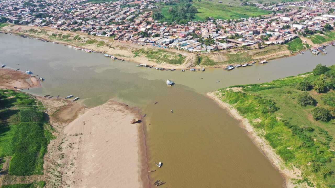 Seca no rio Amazonas