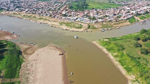 Seca no rio Amazonas