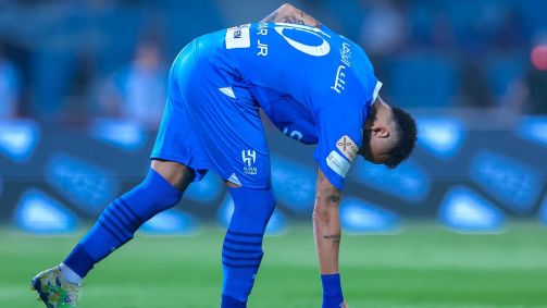 Momento da entrada de Neymar em campo pela primeira vez