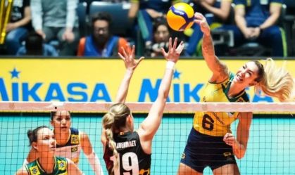 Seleção Feminina de Vôlei bate Bélgica e segue viva no Pré-Olímpico