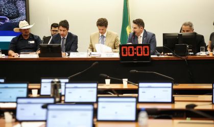 Lira não prorroga CPI do MST e comissão é encerrada sem votar relatório final