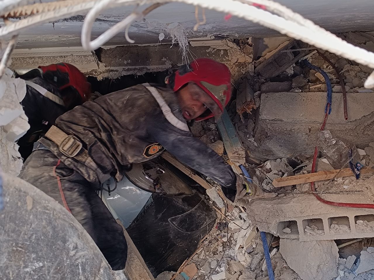 Forte terremoto deixa destruição e desaparecidos em Moulay Brahim