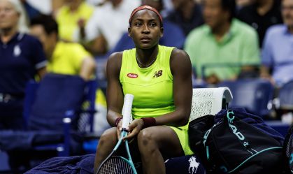 Coco Gauff, finalista do US Open, sobre jogo interrompido por manifestantes: “Não posso ficar chateada com eles”