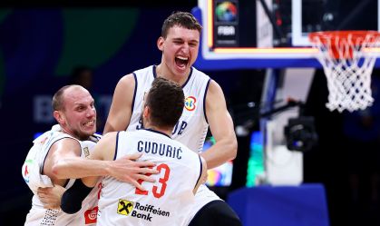 Sérvia vence Canadá e é primeira finalista da Copa do Mundo de Basquete