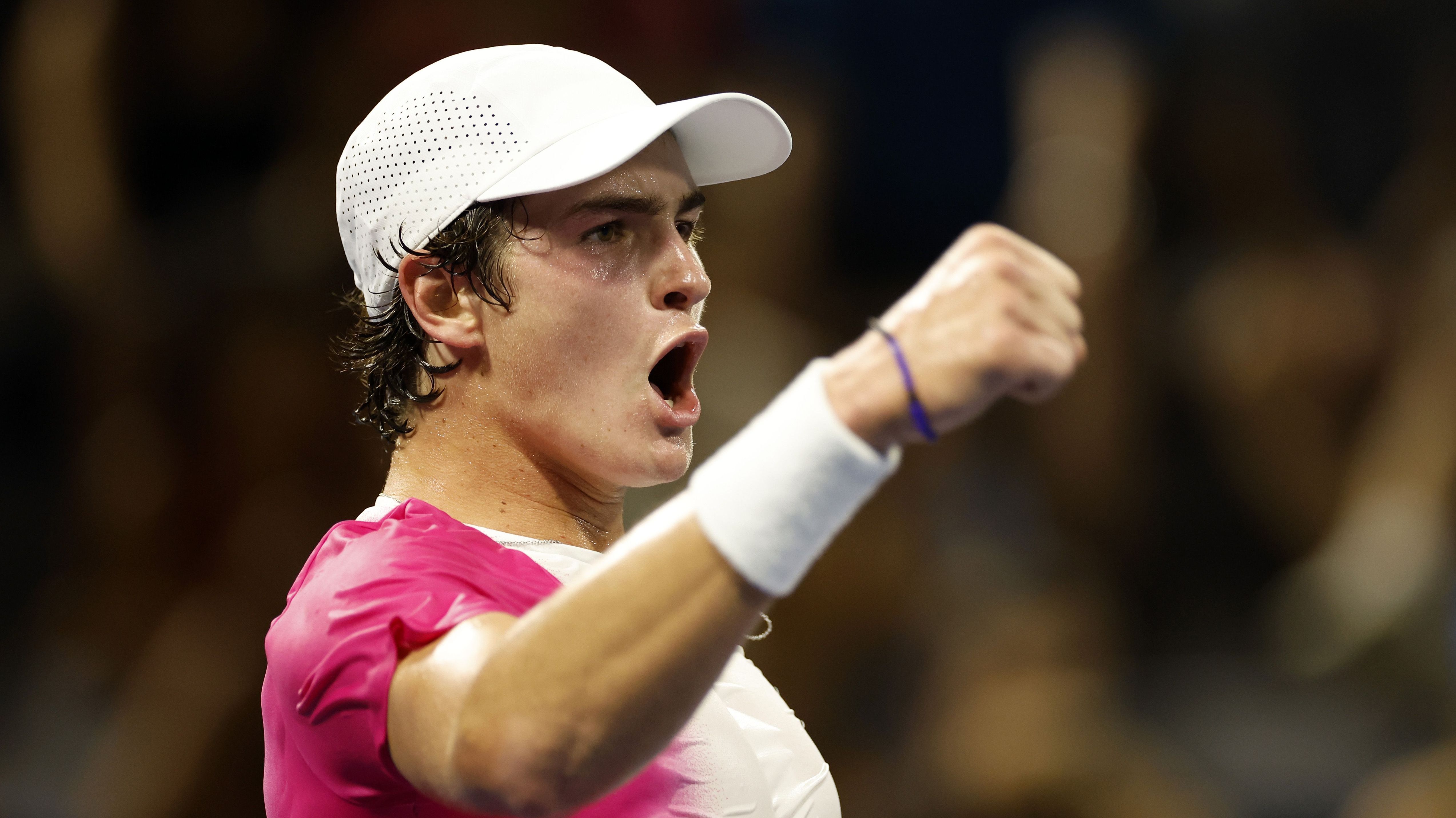 João Fonseca comemora a vitória no US Open juvenil