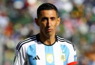Vídeo: Di María cospe em torcedores do Brasil durante confusão no Maracanã