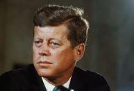 Governo Trump divulga novos documentos do assassinato de JFK