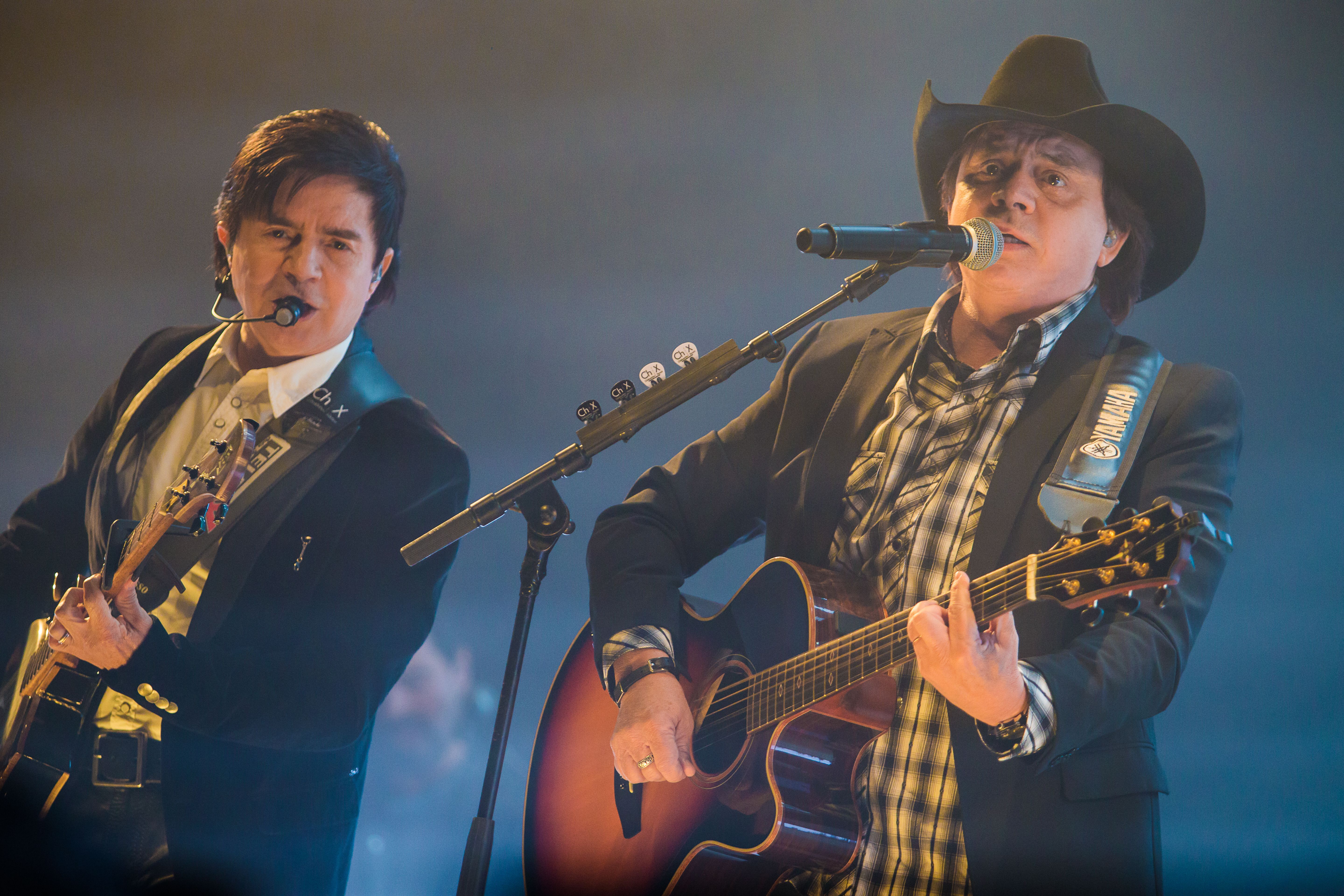 Chitãozinho e Xororó se apresenta em São Paulo, em junho de 2016.