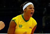 Morre Walewska, campeã olímpica pela Seleção Brasileira de Vôlei, aos 43 anos