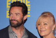 "Jornada traumática da traição", diz ex de Hugh Jackman após divórcio