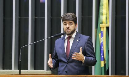 Marco das eólicas offshore deve ser votado na Câmara até novembro, diz relator à CNN