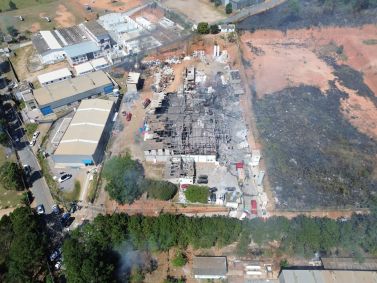 Explosão em metalúrgica de Cabreúva, no interior de São Paulo, em 1º de setembro de 2023.