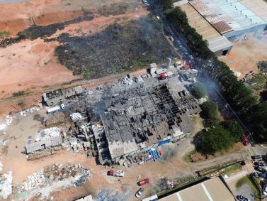 Explosão em metalúrgica de Cabreúva, no interior de São Paulo, em 1º de setembro de 2023.