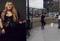 Kelly Clarkson surpreende cantora de rua que não a reconhece; veja vídeo