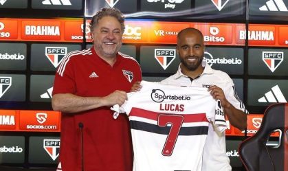 Júlio Casares promete tentar permanência de Lucas para 2024