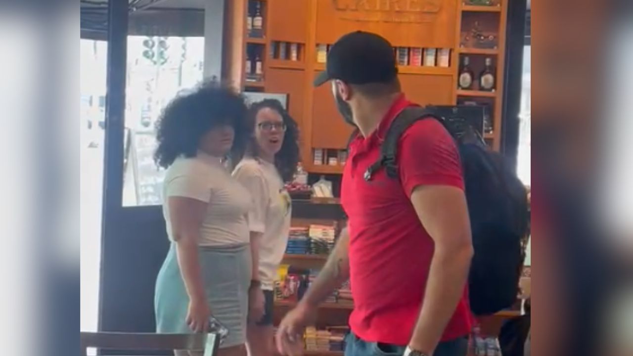 Jade Beatriz e Karla Boughoff sofreram homofobia por parte do cliente de uma padaria na capital paulista