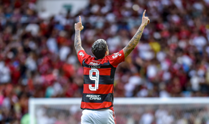 Pedro marcou de pênalti o gol da vitória do Flamengo contra o Bahia. no Maracanã