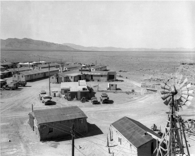 Acampamento base do Trinity Test: Esta é uma foto histórica do acampamento base do Trinity Test, que abrigava soldados e cientistas trabalhando no projeto Manhattan • National Nuclear Security Administration