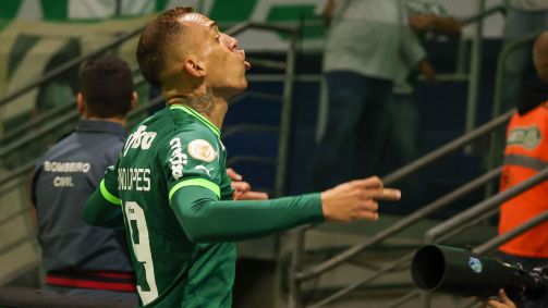 Breno Lopes desabafa após marcar gol contra o Goiás