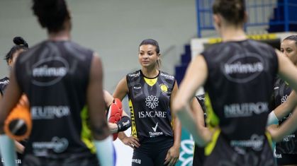 Walewska era torcedora do Atlético-MG, que a homenageou em 2008 após o título olímpico