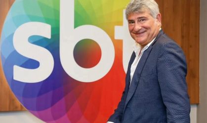 Cléber Machado assina contrato com nova emissora de TV