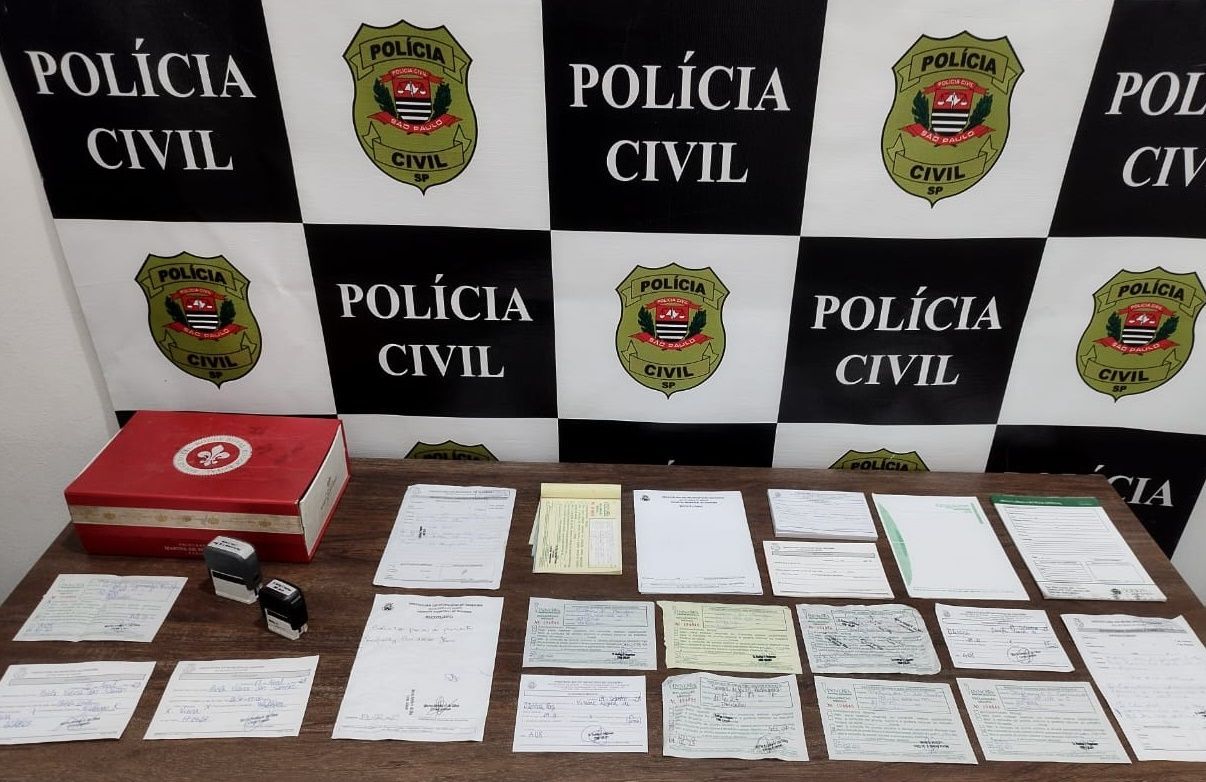 Atestados médicos falsos eram comercializados em um mercado em Diadema, na Grande SP