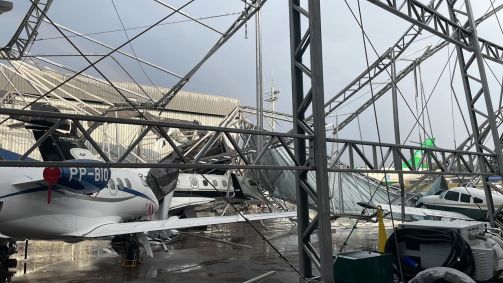 Hangar no Aeroporto da Pampulha, em Belo Horizonte, é destruído por tempestade