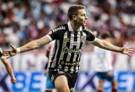 Santos vira para cima do Bahia e vence confronto direto em plena Fonte Nova