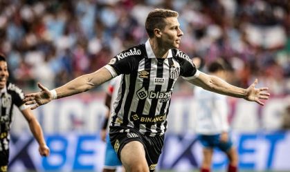 Julio Furch marcou gol do alívio santista