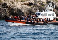Crise recente de imigrantes na Itália traz de volta divisões entre europeus e problema sem fim