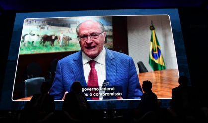 Alckmin em evento da Abrainc