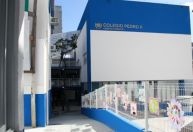 Alunos agridem professora em sala de aula no Rio por desafio de internet e são suspensos por escola