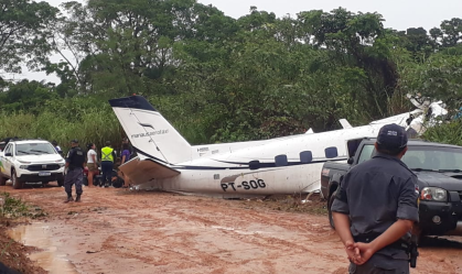avião barcelos