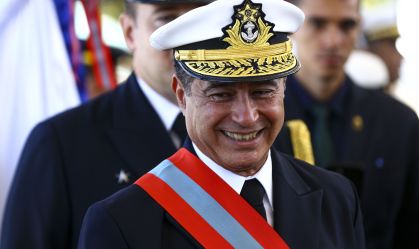 Moraes questiona ausência de Garnier em troca de comando militar