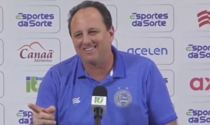 Rogério Ceni arranca gargalhadas de jornalistas em apresentação no Bahia: veja vídeo