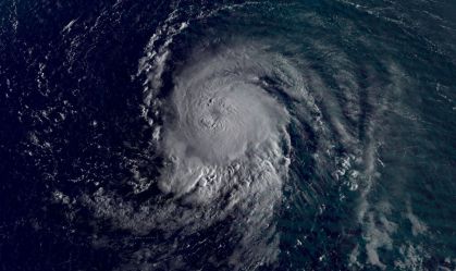 Furacão Lee provoca alertas de tempestades tropicais em região costeira dos EUA 