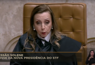 Na posse de Barroso, PGR interina elogia Rosa Weber por “defender democracia e suas instituições” no STF