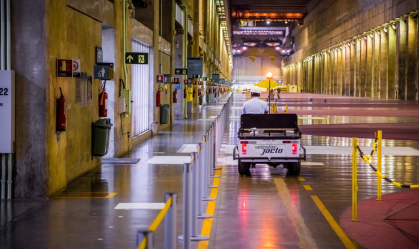 Saiba como é o carro elétrico que Lula vai usar durante a recuperação da cirurgia