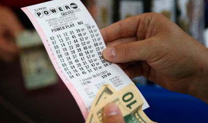 Por: TheLotter -Brasileiros jogam para levar prêmio de R$ 4 bilhões da Powerball