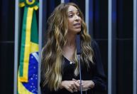 Caso Erika Hilton: Embaixada dos EUA diz que só existem dois sexos