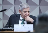 Hacker, plano de golpe, ditadura e Brilhante Ustra: as perguntas que general Heleno não respondeu à CPMI