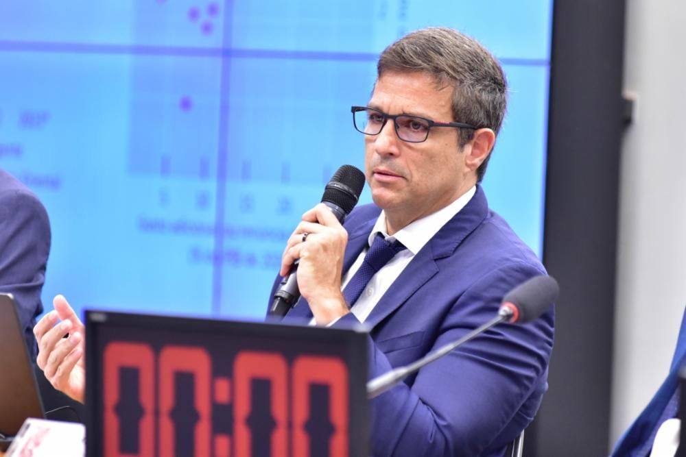 Audiência Pública - Política monetária e erro contábil no fluxo cambial. Presidente - Banco Central do Brasil, Roberto Campos Neto.