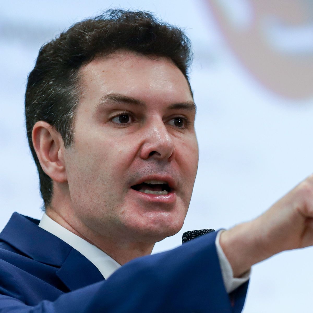 Sou a favor do fim do saque-aniversário do FGTS, diz Jader ...