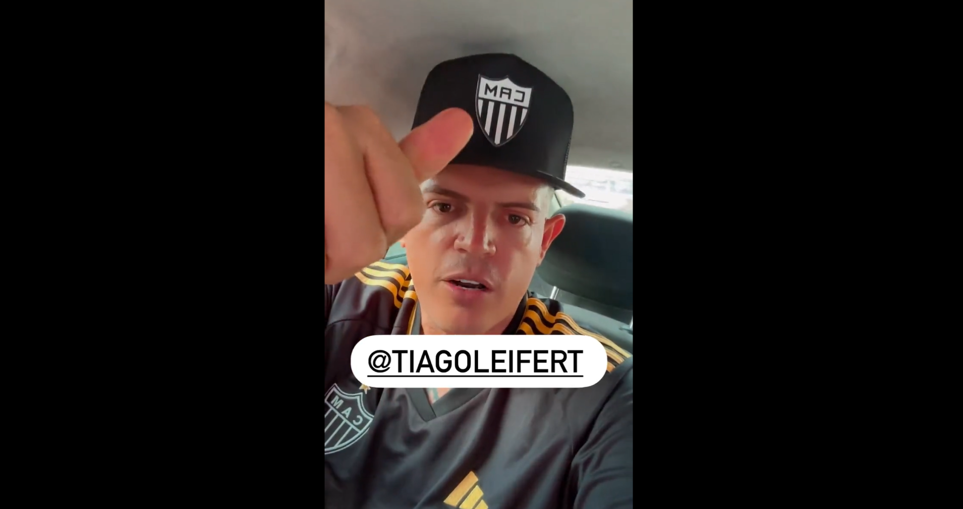 Josias Júnior grava vídeo para Tiago Leifert