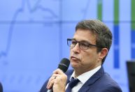 Reuniões com mercado foram tema de discussão de diretoria do BC, diz Campos Neto na Câmara